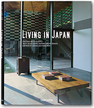 обложка книги Living in Japan книга Living in Japan, автор: Alex Kerr, Reto Guntli